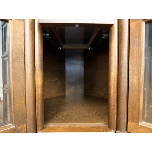 English Corner Bookcase in Burl Wood For Sale - Image 15 of 18