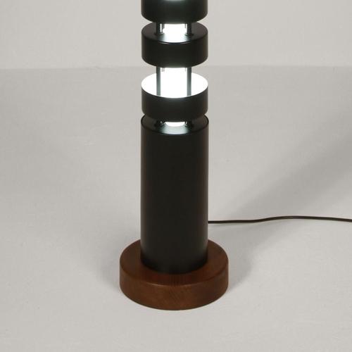 Metal Large Totem Column Floor Lamp by Serge Mouille For Sale - Image 7 of 9