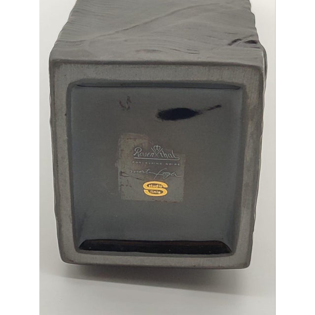 Large Mid-Century Brutalist Column Vase in Black Bisque Porcelain by Martin Freyer for Rosenthal, 1970s For Sale - Image 10 of 11