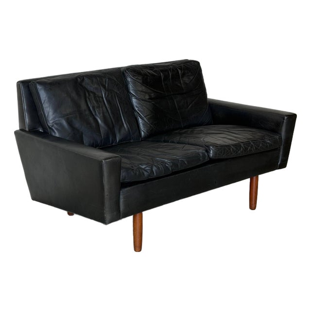 Black Leather Loveseat Mid-Century Modern 1960s For Sale