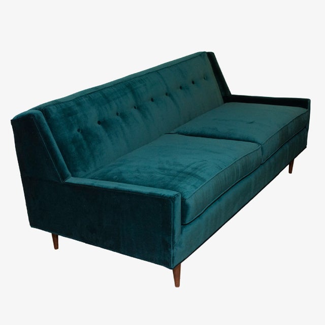 Mid-Century Modern Knoll Era Sofa in Emerald Green Performance Velvet For Sale - Image 3 of 7