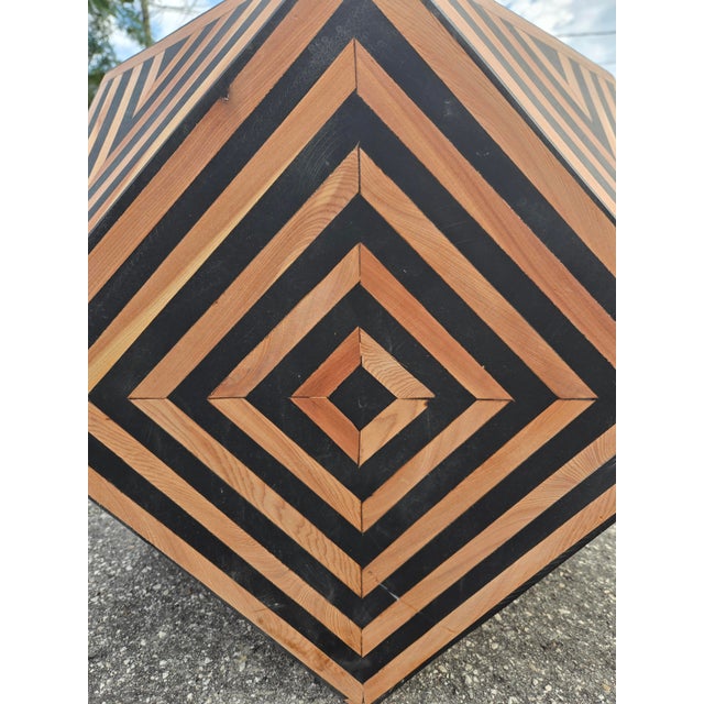 Contemporary Moroccan Resin and Walnut Wood Geometric End Table For Sale In Orlando - Image 6 of 7