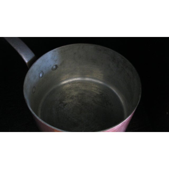 1940s Vintage French Hammered Copper Sauce Pot With Iron Handle For Sale - Image 5 of 10