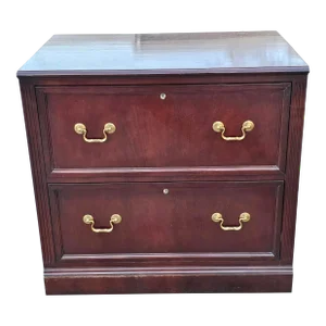 Hekman Exceutive Lateral Two-Drawer Filing Cabinet With Locks