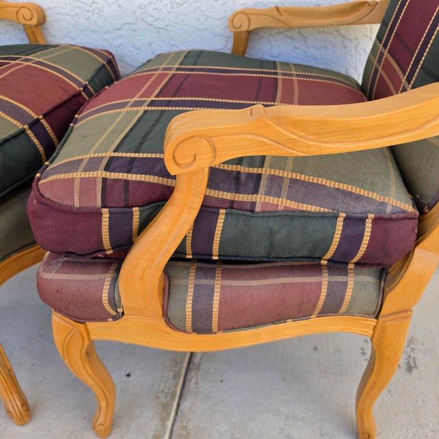 Vintage Louis XV French Provincial Armchairs Plaid Tartan Fauteuil Cabriole Legs For Sale In Miami - Image 6 of 16
