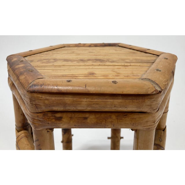 Vintage Hexagonal Scorched Bamboo Split Reed Plant Stand or Riser For Sale In Kansas City - Image 6 of 6