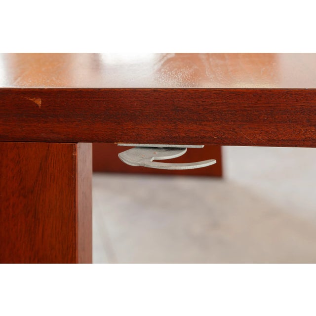 Fltrating Executive Extending Desk by Edward Wormley for Dunbar, 1970s For Sale - Image 6 of 8