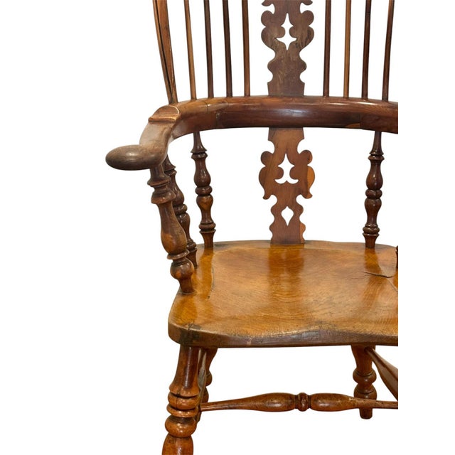 Wood English Windsor Armchair, 1880s For Sale - Image 7 of 10