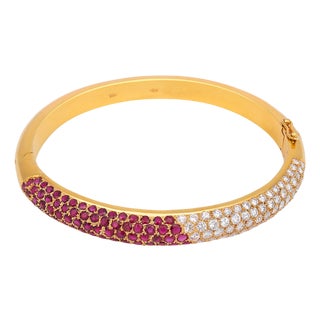 Vintage 6.50 Carat Diamond Ruby 18k Yellow Gold Bangle For Sale