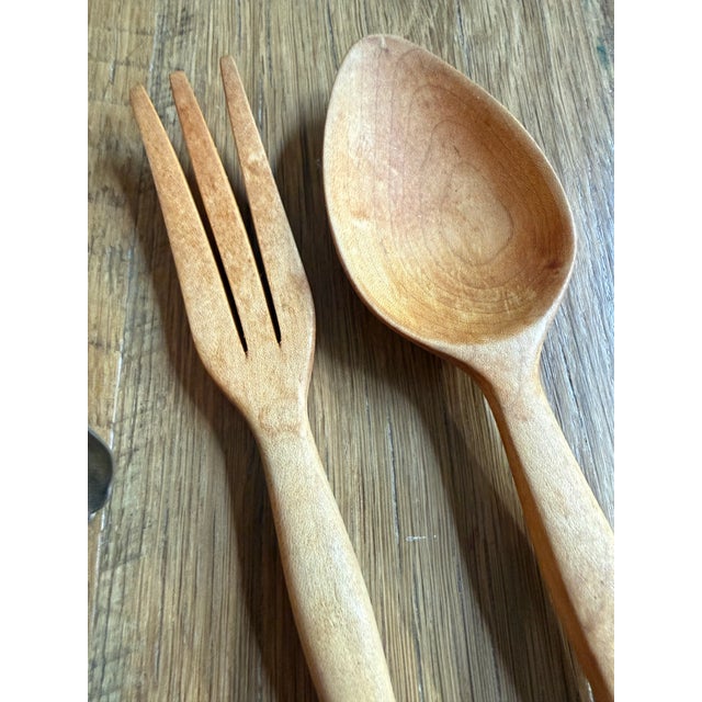 Wood 1950s Silver-Plate Serving Utensils Oneida Prestige Distinction 1951 Set of 5 For Sale - Image 7 of 12