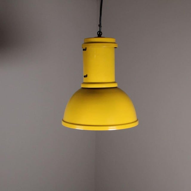 Yellow Industrial Lamp from Fontana Arte, 1970s For Sale - Image 6 of 7