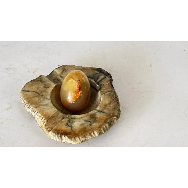White-Green-Grey Marble Ashtray with Decorative Marble Egg, 1960s For Sale - Image 4 of 10