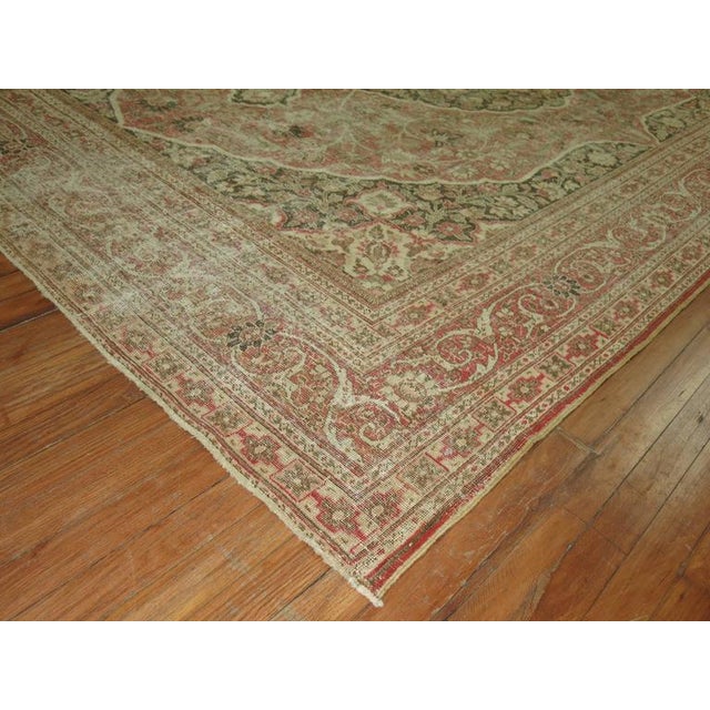 An early 20th century Classic formal style Persian Tabriz rug. 7'6'' x 10'8''