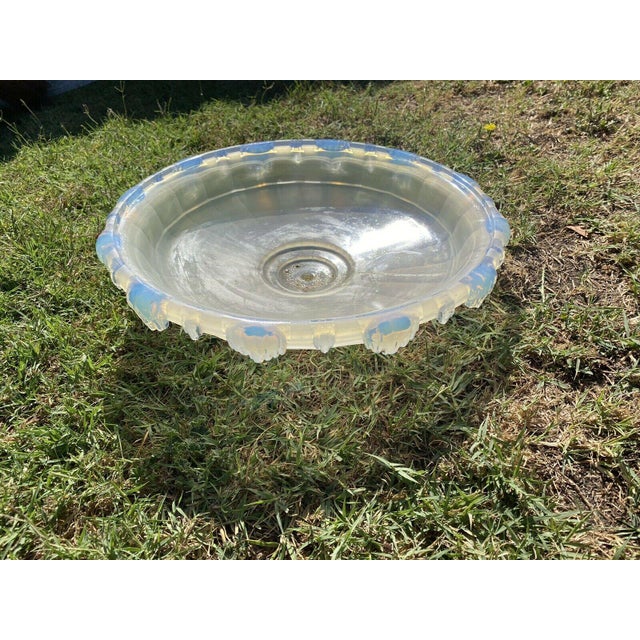 C. 1930 Ezan France French Art Deco Large Tiered Opalescent 7 Light Chandelier For Sale - Image 12 of 13