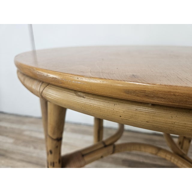 1970s Vintage Wicker Outdoor Table and Chairs, 1970s, Set of 3 For Sale - Image 5 of 18