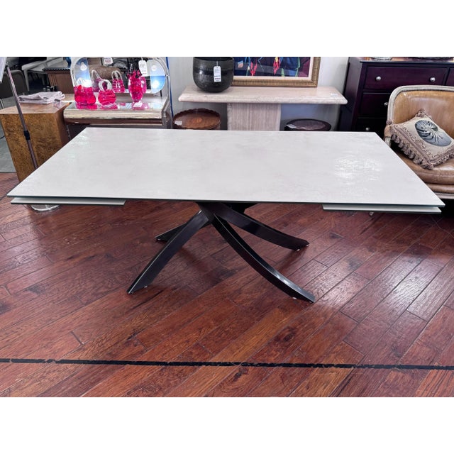 Dondoli + Pocci for Bontempi Artistico Extension Dining Table For Sale In San Francisco - Image 6 of 12