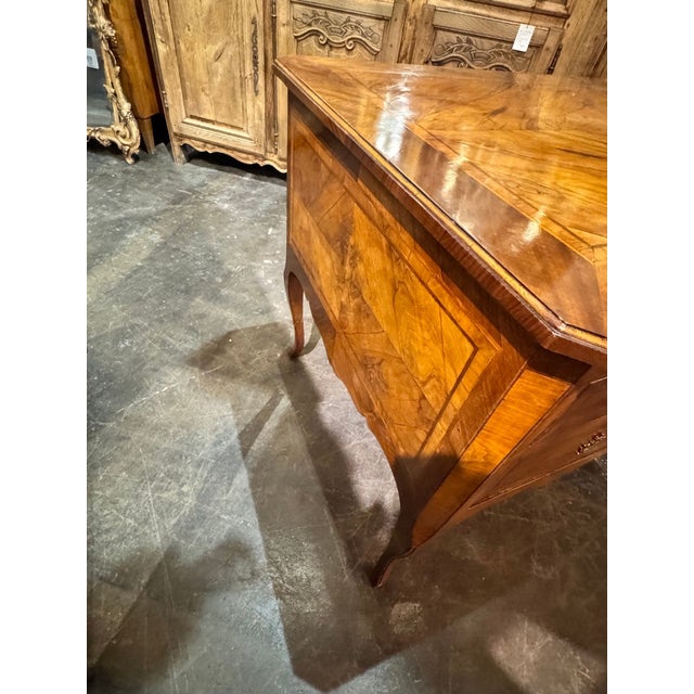19th C. Italian Walnut Bureau Plat For Sale - Image 9 of 10