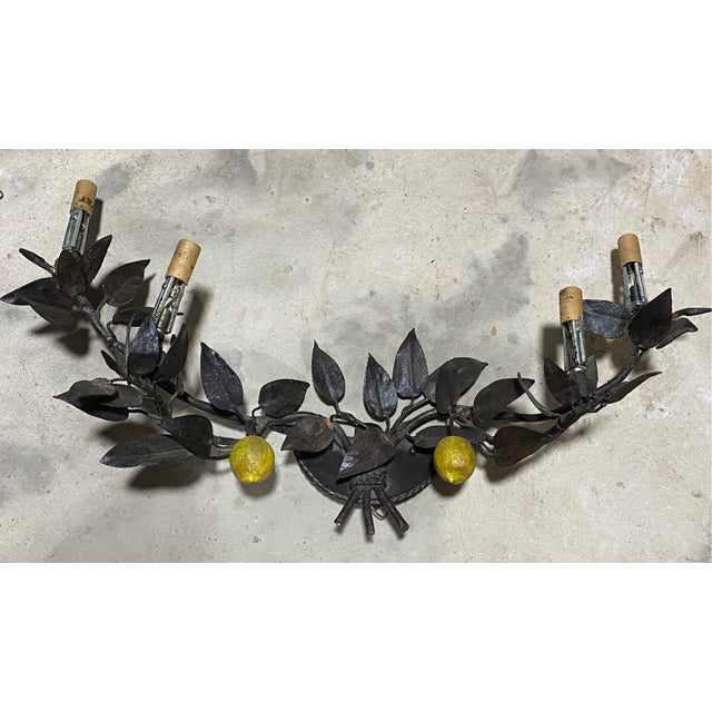 1950s Tole Painted Lemons Wall Sconces Solid Brass 4 Light For Sale In Pittsburgh - Image 6 of 6