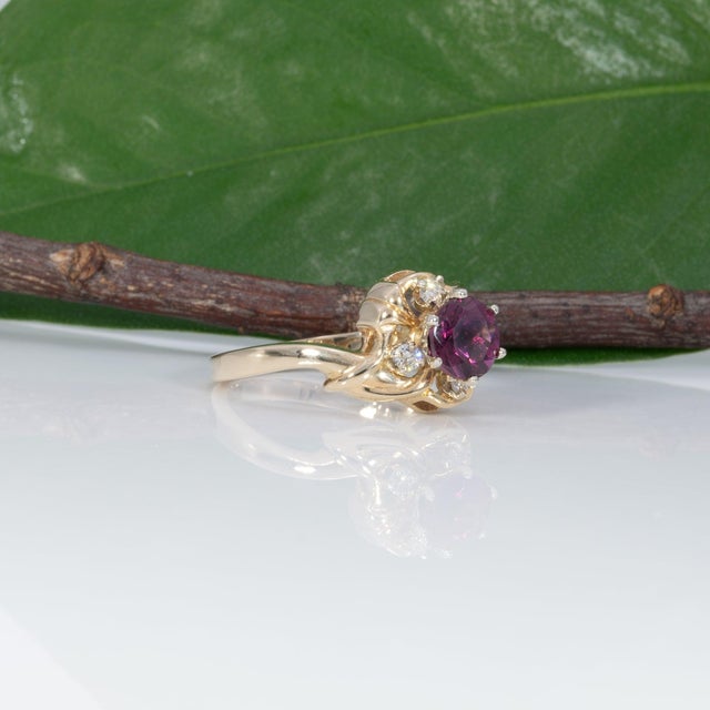 Metal 1.1Ct Purple Garnet Estate Ring With Natural Diamond: Solid 14k Gold, Size 6.75 For Sale - Image 7 of 9