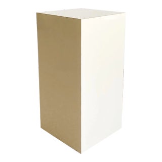 Postmodern Cream Lacquer Laminate Side Table/Pedestal For Sale