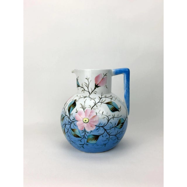 20th Century Traditional Blue & White Floral Pitcher For Sale In New York - Image 6 of 6