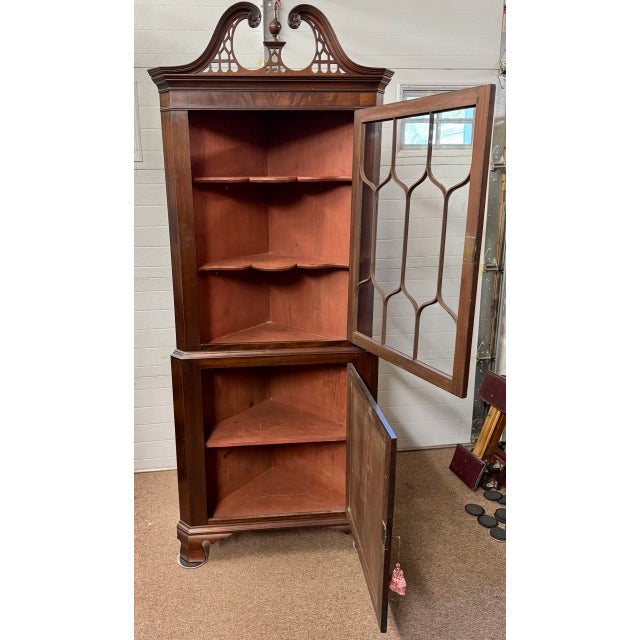 Early 20th Century Early 20th Century Mahogany Chippendale Style Bench Made 2 Part Corner Cupboard For Sale - Image 5 of 9