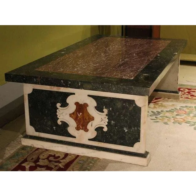 Mid-Century Modern 20th Century Italian Polychromed Rectangular Marble Coffee or Cocktail Table For Sale - Image 3 of 8