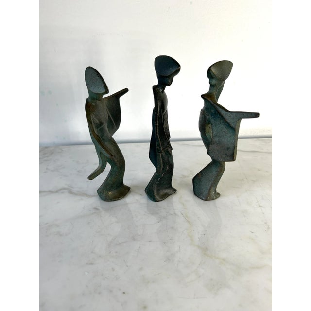 1950s Brutalist Bronze Finish Cast Iron Figures of Japanese Geishas Statuettes - Set of 3 For Sale - Image 4 of 10