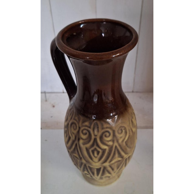 Vintage Ceramic Vase from Castens Tönnieshof, 1970s, in Very Good conditions. Designed 1970 to 1979 This piece has an...