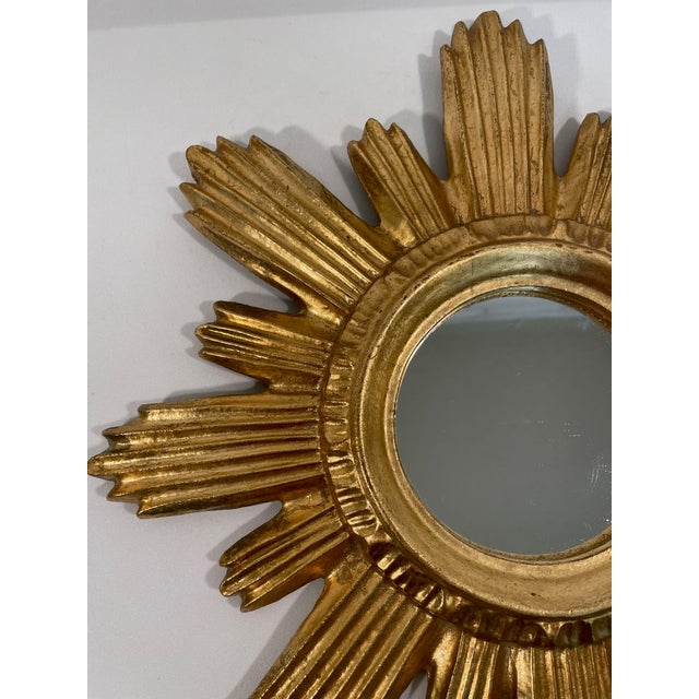 1960s Italian Florentine Radiant Giltwood Sunburst Wall Mirror For Sale - Image 9 of 15