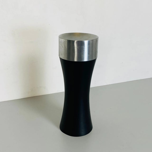 1970s Mid-Century Modern Italian Black Floor Steel Ashtray, 1970s For Sale - Image 5 of 9