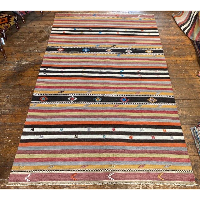 Vintage Anatolian Kilim Rug, 1960s For Sale - Image 4 of 16