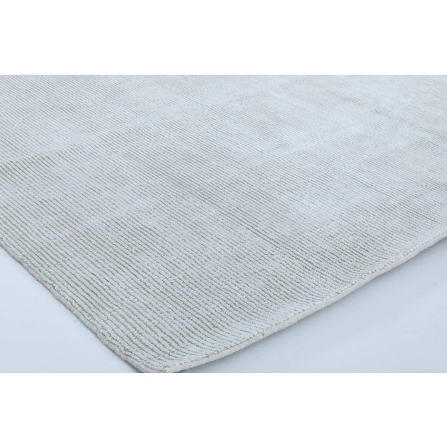 Modern Contemporary Solid White, Beige and Grey Handmade Wool Rug by Doris Leslie Blau For Sale - Image 3 of 5