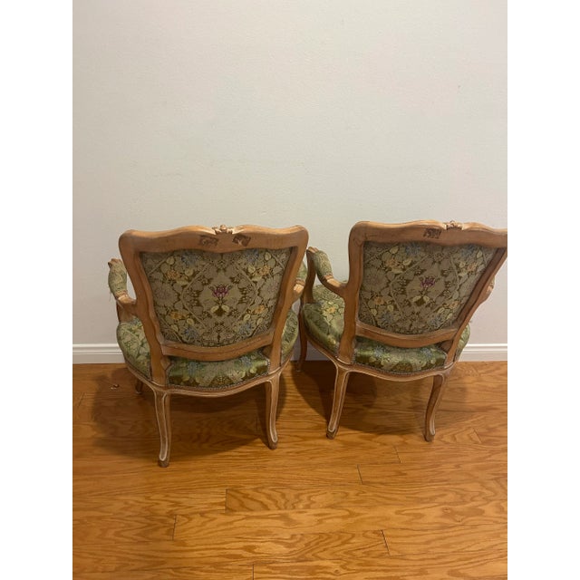 Pairs of French Louis XV Bergere Armchairs/Floral Uphoslstery For Sale - Image 10 of 11