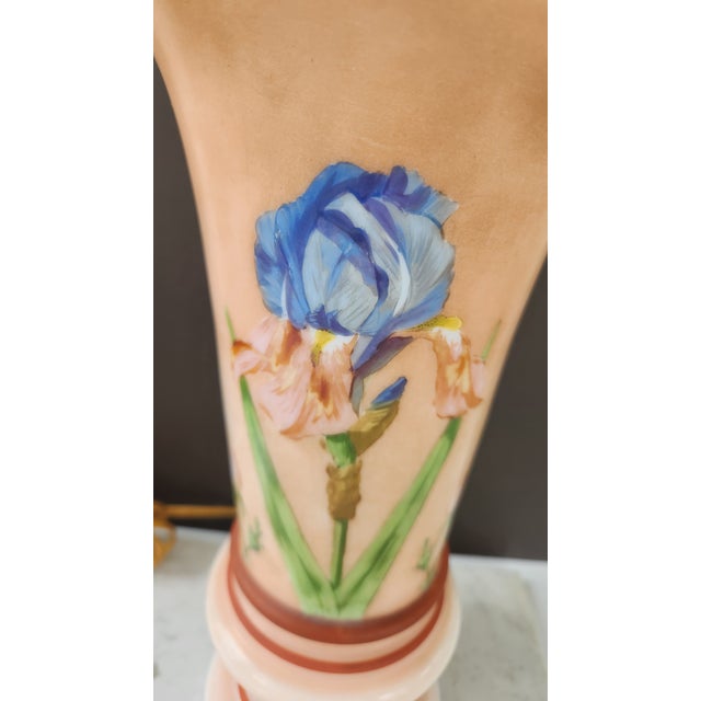 1940s 1940s Mid-Century Modern Hand-Painted Iris Satin Glass Table Lamp in Blush Pink With Brass Hardware For Sale - Image 5 of 17