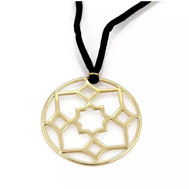 Contemporary Tiffany & Co. Picasso Zellige 18k Gold Medallion Pendant & Cord Necklace For Sale - Image 3 of 6