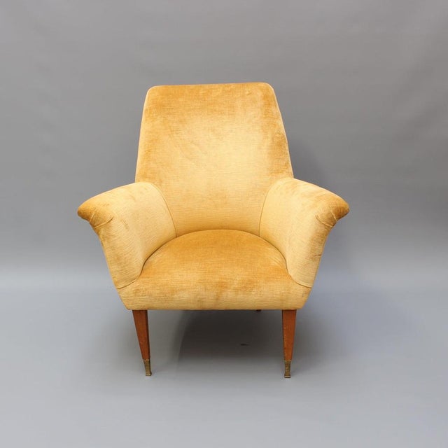 Set of Mid-Century Modern Italian Armchairs in Golden Velvet, 1950s For Sale - Image 9 of 12
