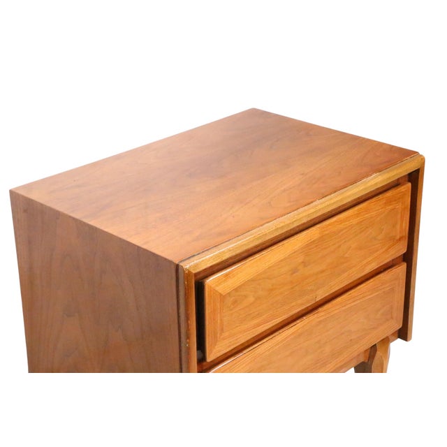 Mid 20th Century Night Stand Table by American of Martinsville For Sale - Image 11 of 12