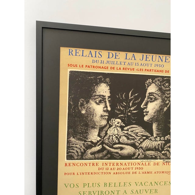 Pablo Picasso Pablo Picasso Vintage 1950 Hand Signed Mourlot Fine Art Lithograph Print " Les Partisans De La Paix " Framed Landmark French Poster For Sale - Image 4 of 15