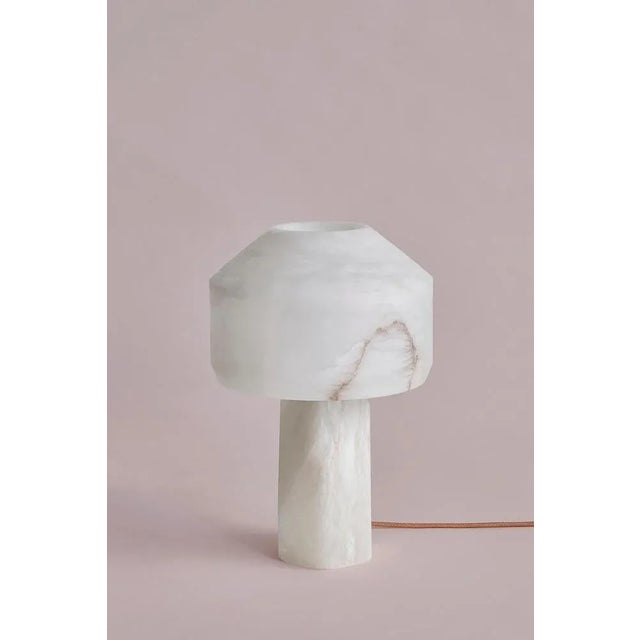 Dot table lamp by sb26 dimensions: w 29 x d 29 x h 43 cm materials: alabaster, led source. In a consistently geometric...