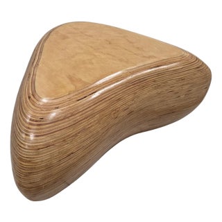 Pebbles Collection: Sculptural “Pebble Boomerang L” Bench by Sophie Le Bienvenu (Ex‑Zaha Hadid Architects) – CNC‑Milled Plywood, Peru 2021 For Sale