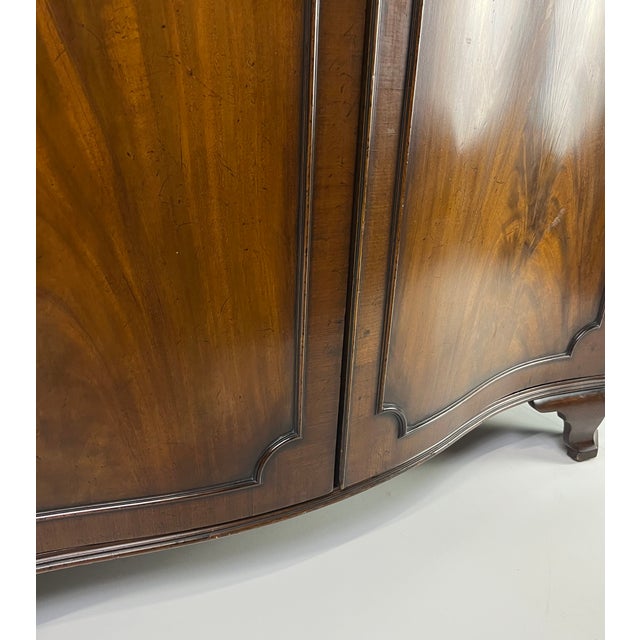 Brown Antique George III Style Flame Mahogany Serpentine Wardrobe For Sale - Image 8 of 13