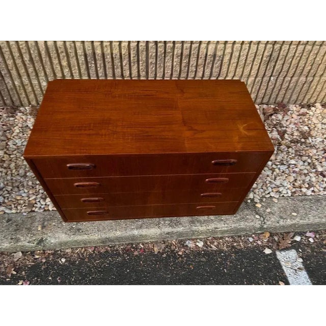 Mid 20th Century Mid Century Teak 4 Drawers Wall Unit. For Sale In Washington DC - Image 6 of 11