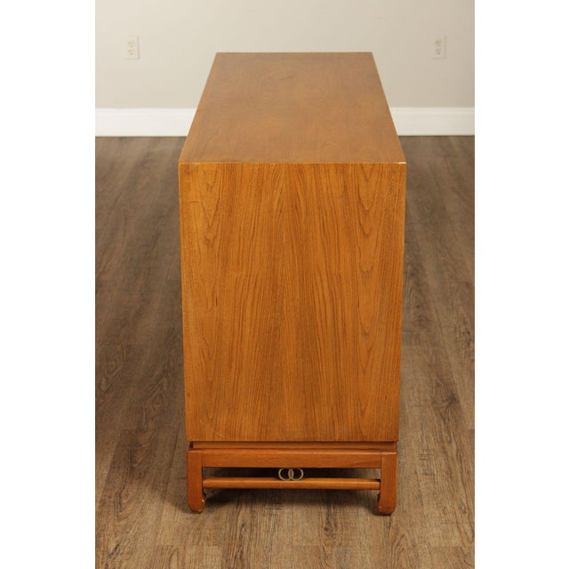 American Of Martinsville Mid Century Modern Lowboy Dresser For Sale - Image 17 of 18