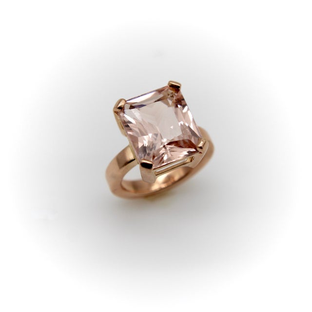 1980s 1980s Vintage 14k Rose Gold Emerald Cut Morganite Ring, Size 5.25 For Sale - Image 5 of 11