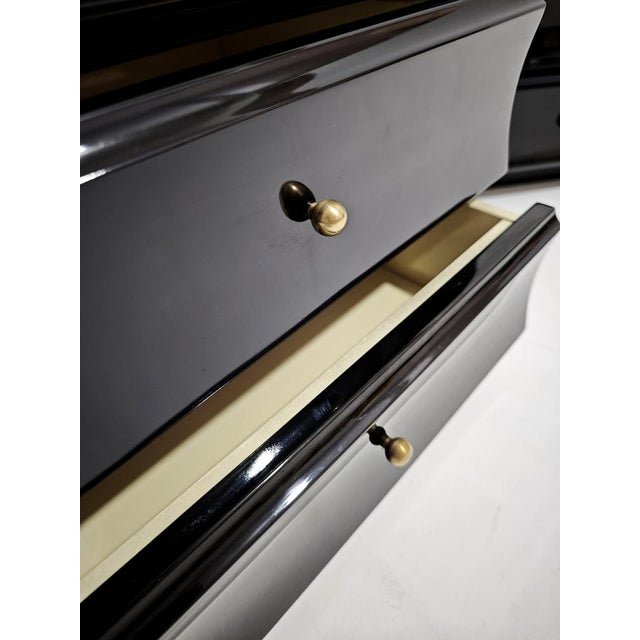 Mid-Century Modern Vintage Bedside Tables in Glossy Black Lacquered Wood and Brass Knobs, 1970s, Set of 2 For Sale - Image 3 of 13