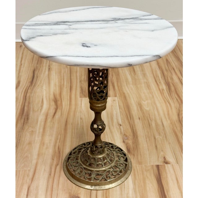 French Vintage French Style Round Marble Top Brass Filigree Side Table For Sale - Image 3 of 6