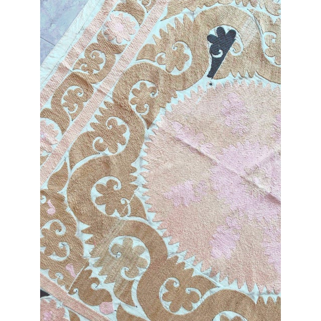 1960s Suzani Tablecloth - Neutral Tan Uzbek Tablecloth 4'5'' X 4'6'' For Sale - Image 5 of 9