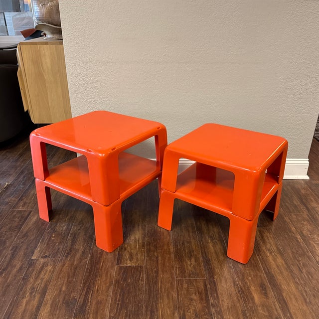 C&B Italia Set of 4 Stackable Fiberglass Quattro Gatti Tables by Mario Bellini for C & B Italia, 1970s For Sale - Image 4 of 12