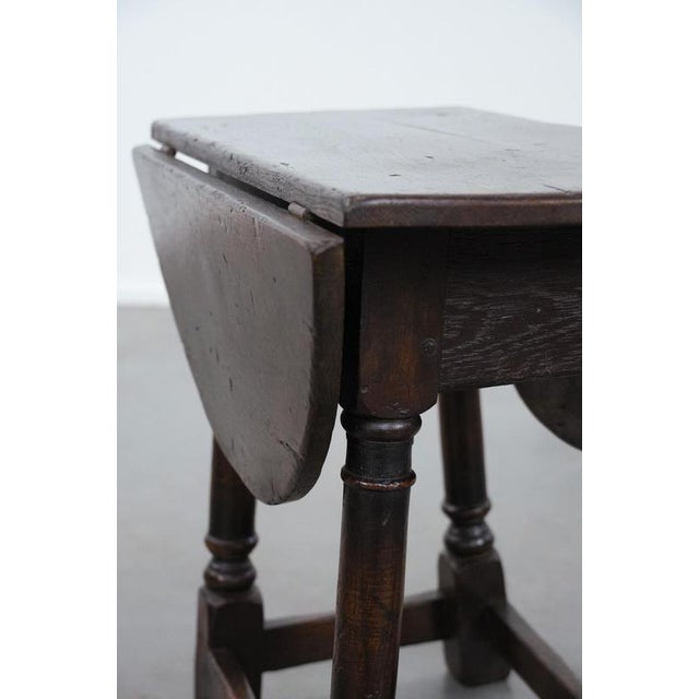 Antique English Loop-Eared Side Table in Oak, 18th Century For Sale - Image 13 of 17